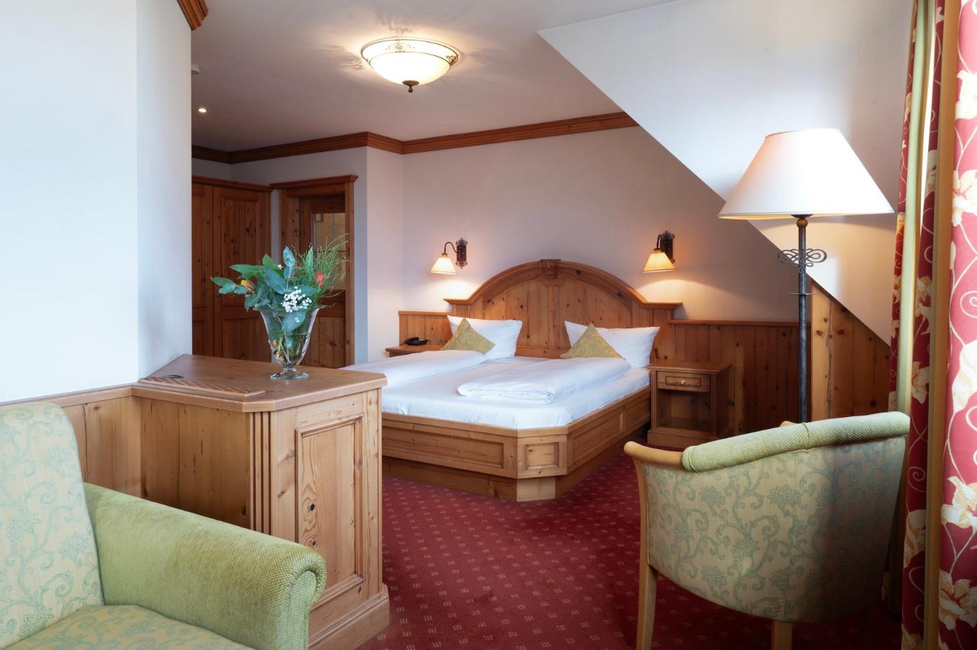 Landhotel 3Kronen Adelsdorf 外观 照片