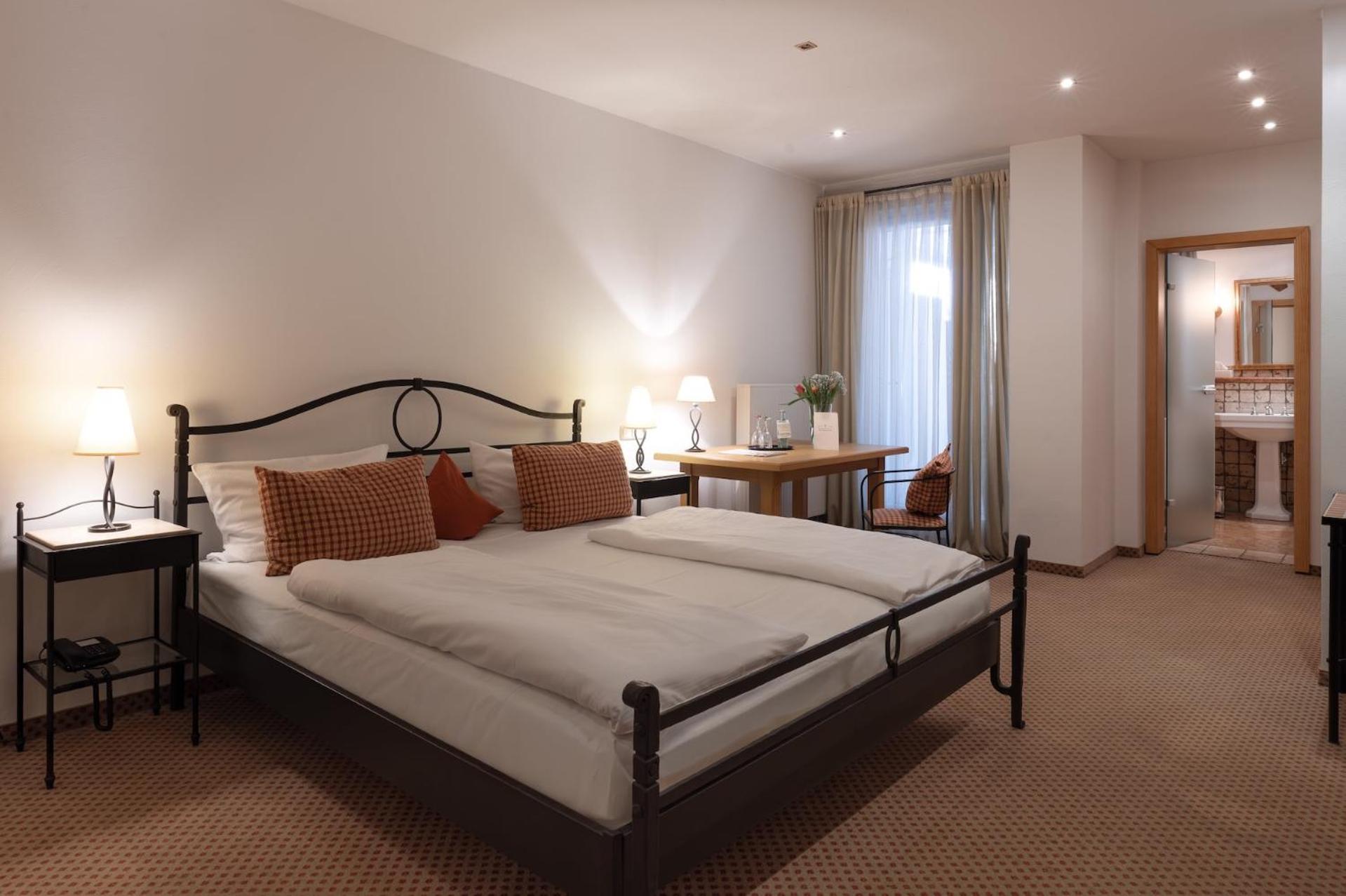 Landhotel 3Kronen Adelsdorf 外观 照片