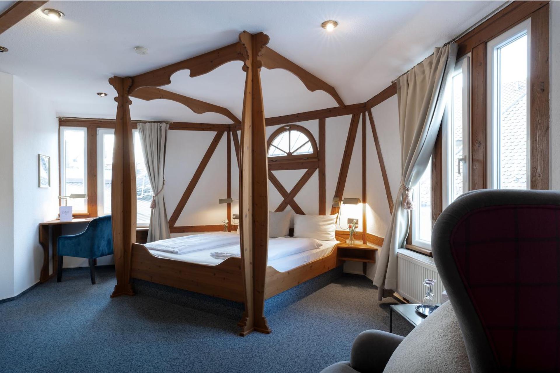 Landhotel 3Kronen Adelsdorf 外观 照片