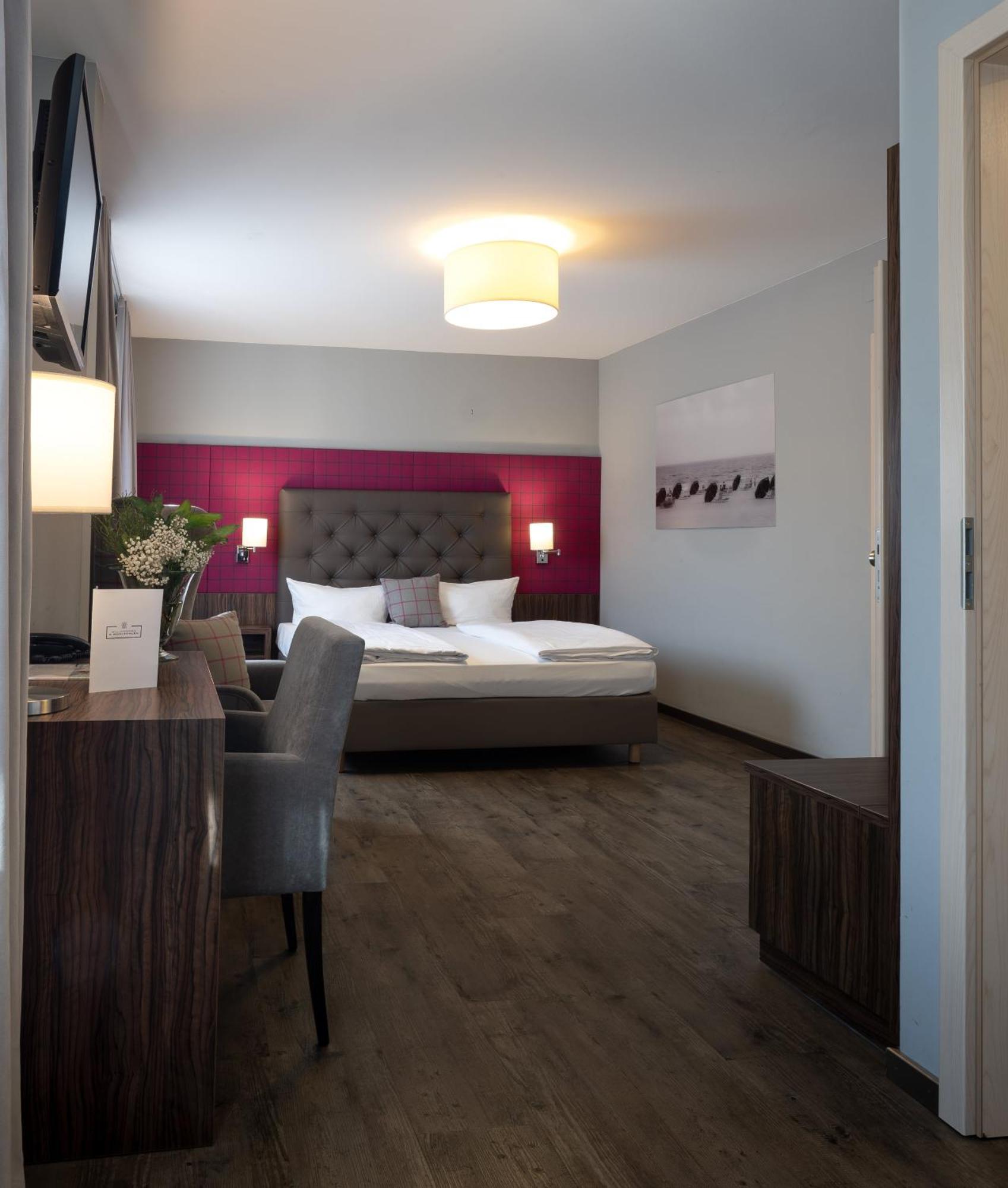 Landhotel 3Kronen Adelsdorf 外观 照片