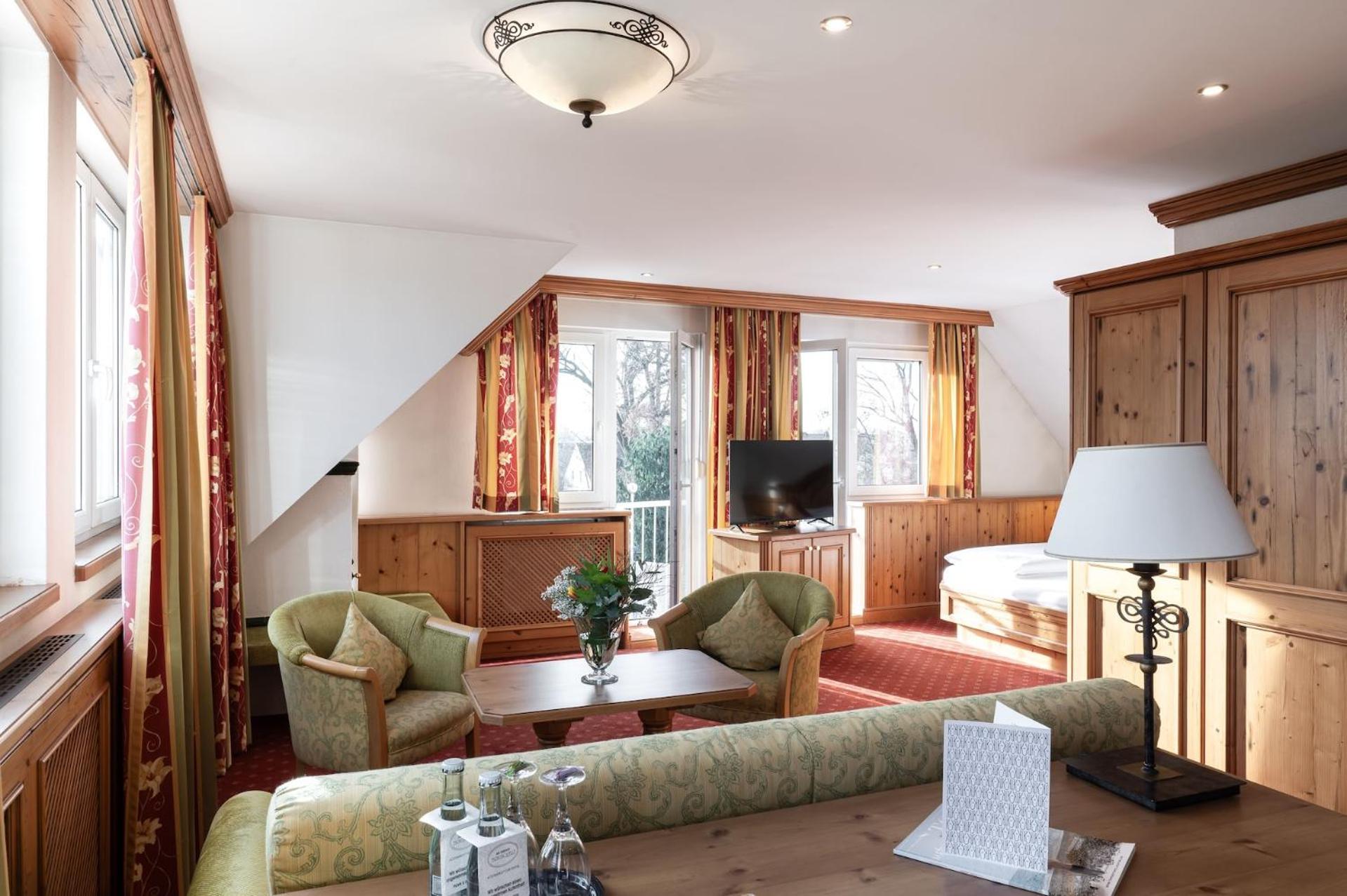 Landhotel 3Kronen Adelsdorf 外观 照片