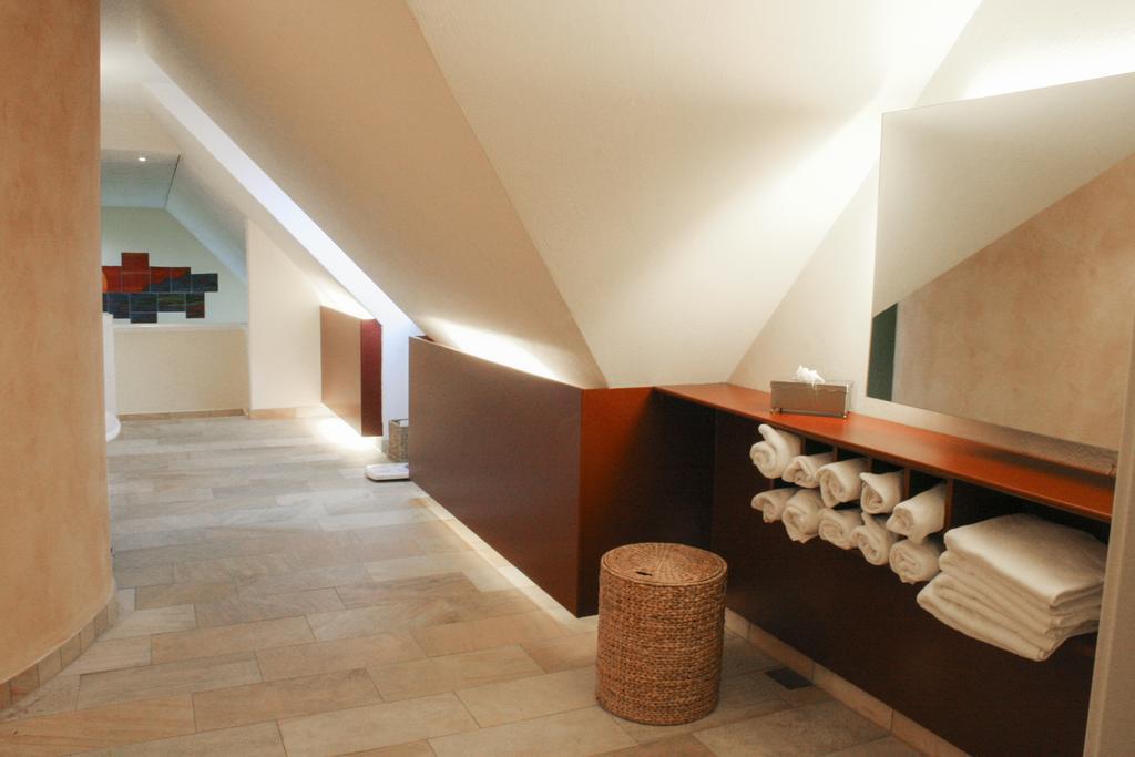 Landhotel 3Kronen Adelsdorf 外观 照片